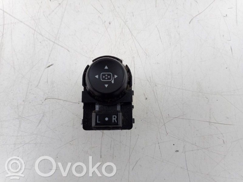 Opel Insignia A Interruptor del espejo lateral 