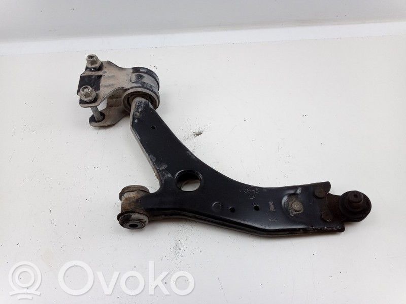 Ford Focus C-MAX Svira 