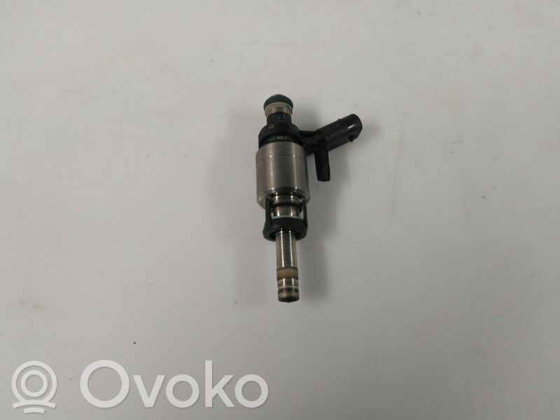 Audi A4 S4 B9 Wtryskiwacz paliwa 