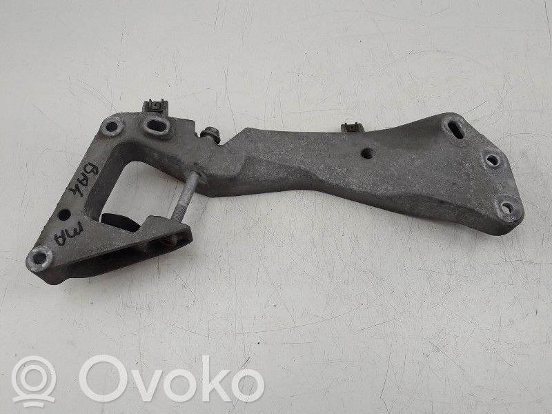 BMW X1 E84 Gearbox mounting bracket 