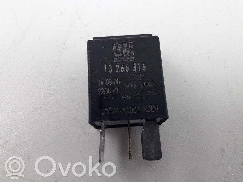 Opel Meriva B Alte relee 