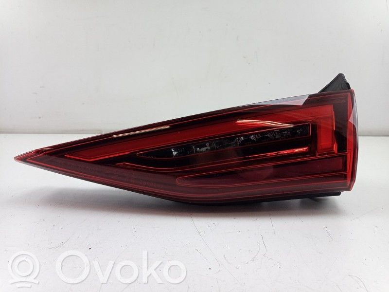 Lampa tylna