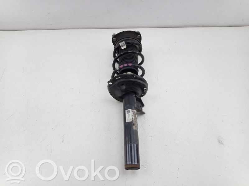 Audi A3 8Y Ansamblu amortizor cu arc față 