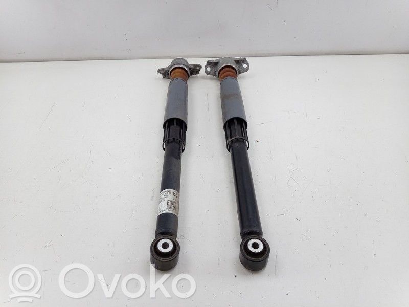 Audi A3 8Y Set molle e ammortizzatori (anteriore e posteriore) 