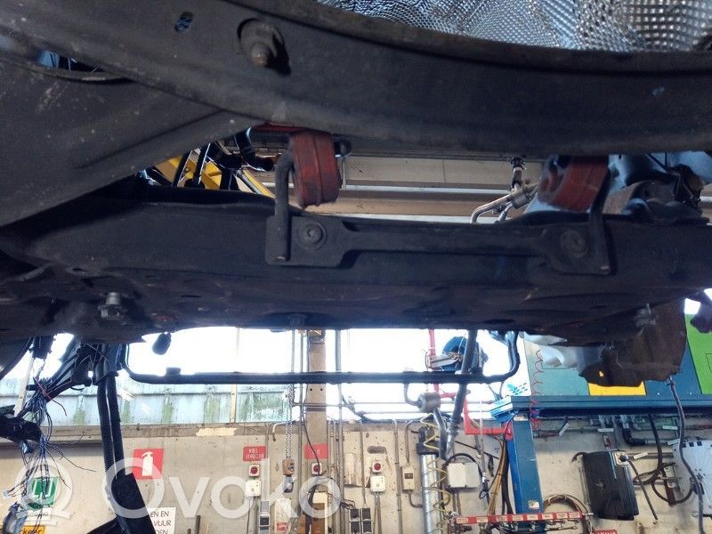 Volvo V40 Other under body part 