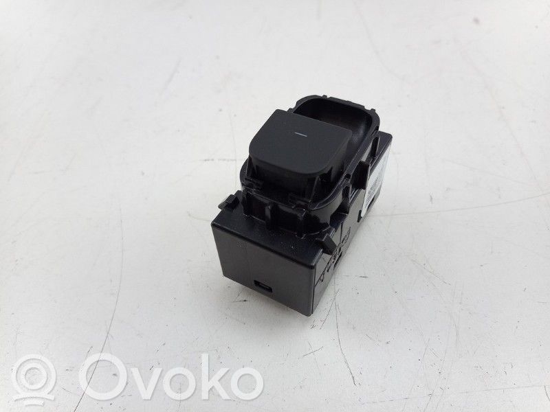 Electric window control switch   108103802F,108103802F