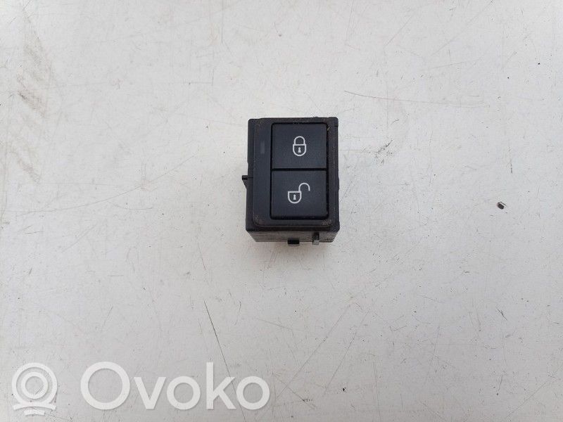 Land Rover Discovery Sport Przycisk centralnego zamka 
