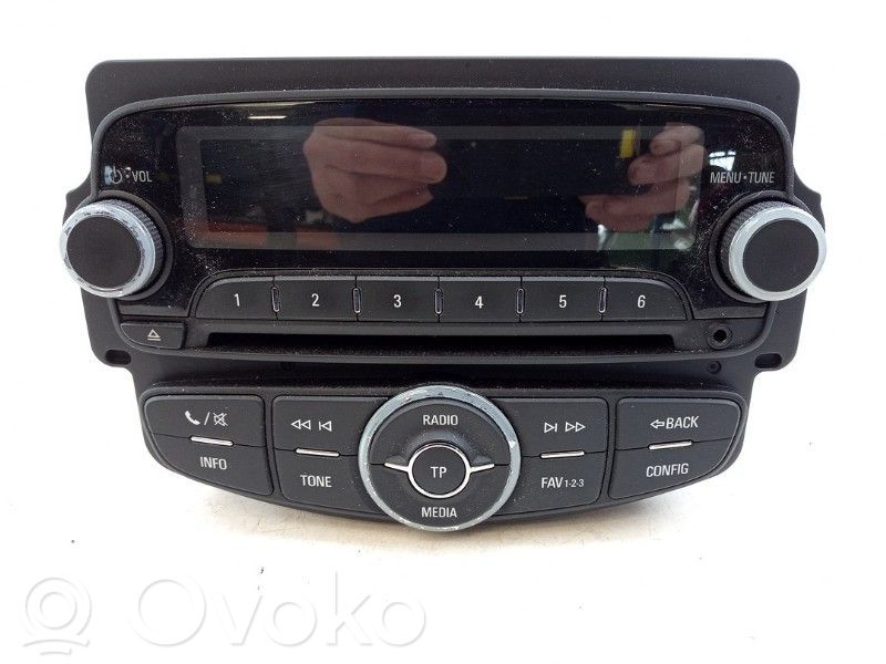 Opel Corsa E Radio / CD-Player / DVD-Player / Navigation 