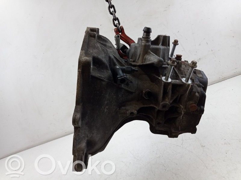Opel Corsa E Boîte de vitesses manuelle à 5 vitesses