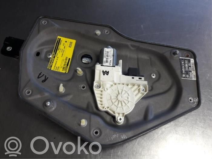 Skoda Superb B6 (3T) Meccanismo di sollevamento del finestrino posteriore senza motorino