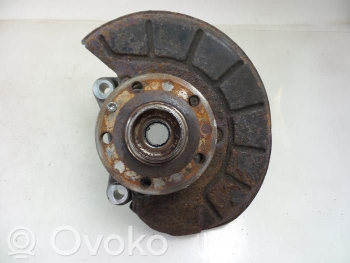 Volkswagen PASSAT B6 Achsschenkel vorne 