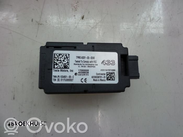 Tesla Model S Module unité de contrôle d'antenne 