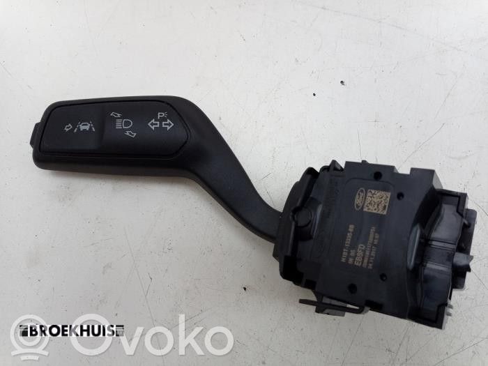 Ford Fiesta Manetka / Przełącznik kierunkowskazów