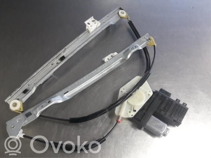 Citroen C4 Grand Picasso Etuikkunan nostomekanismi ilman moottoria 