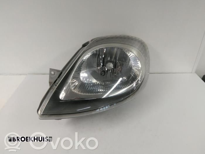 Opel Vivaro Phare frontale 