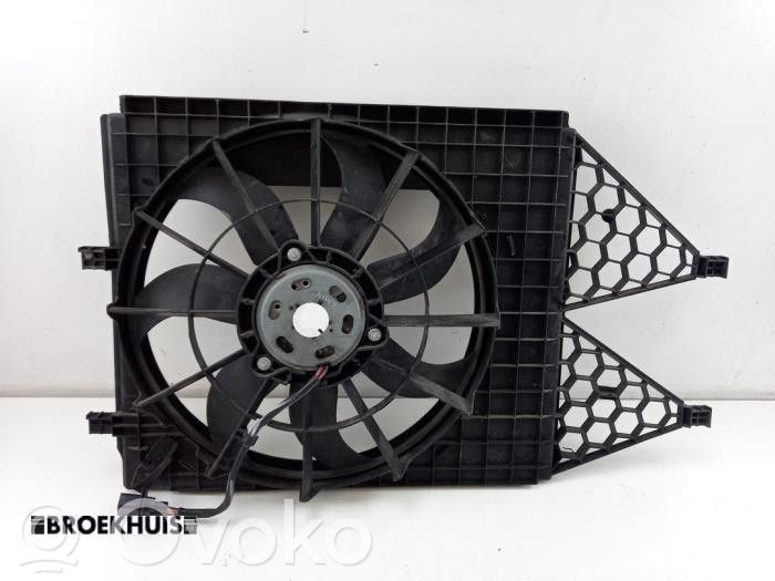Volkswagen Polo V 6R Elektryczny wentylator chłodnicy 