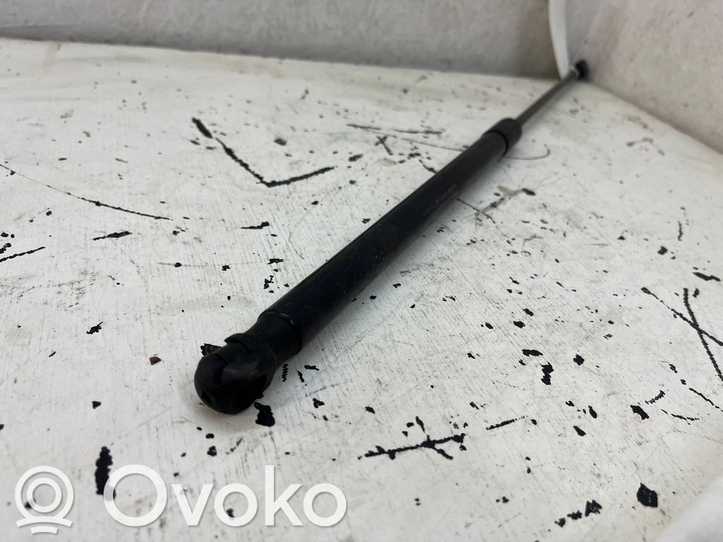 Volvo V40 Tailgate/trunk strut/damper 