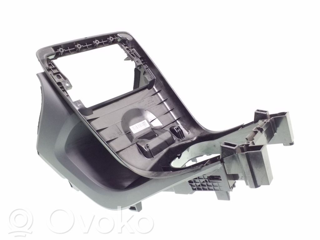 Volvo V60 Centrinė konsolė 