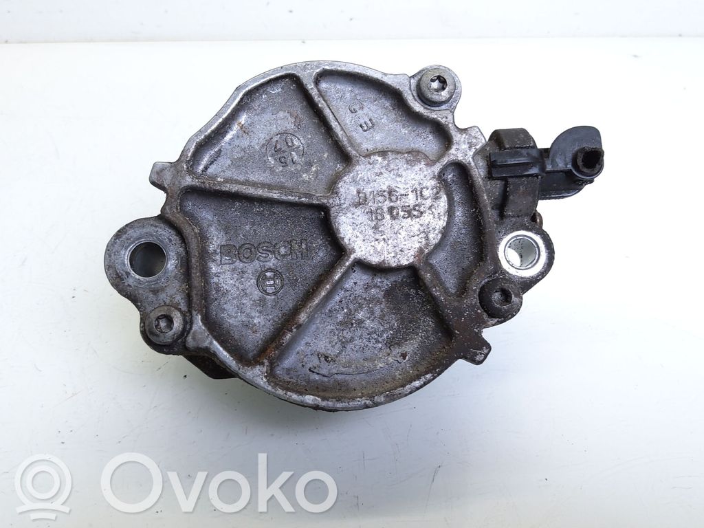 Volvo V50 Siurblys vakuumo 