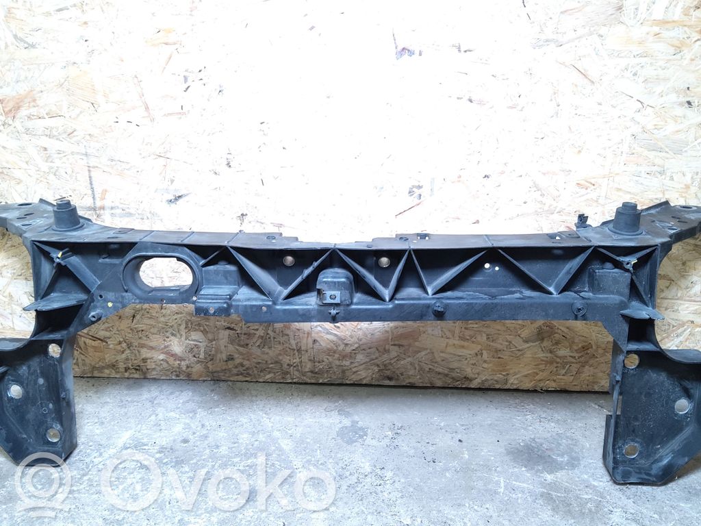 Renault Clio III Radiatorių panelė 