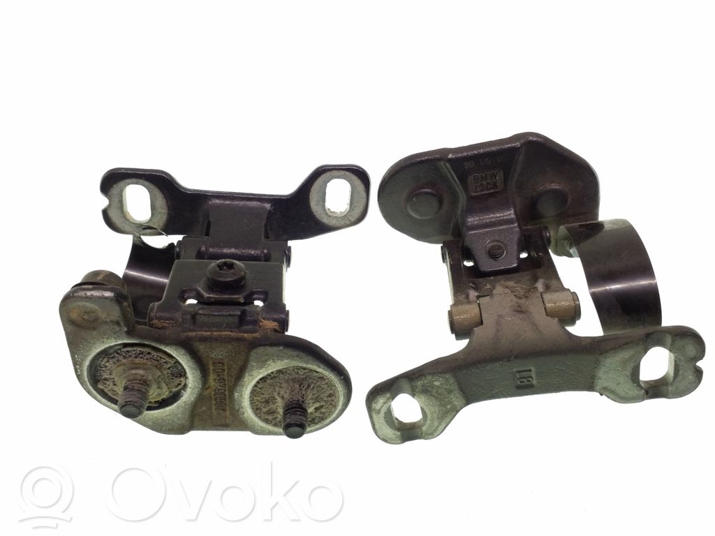 BMW 1 E81 E87 Tailgate/trunk/boot hinge 
