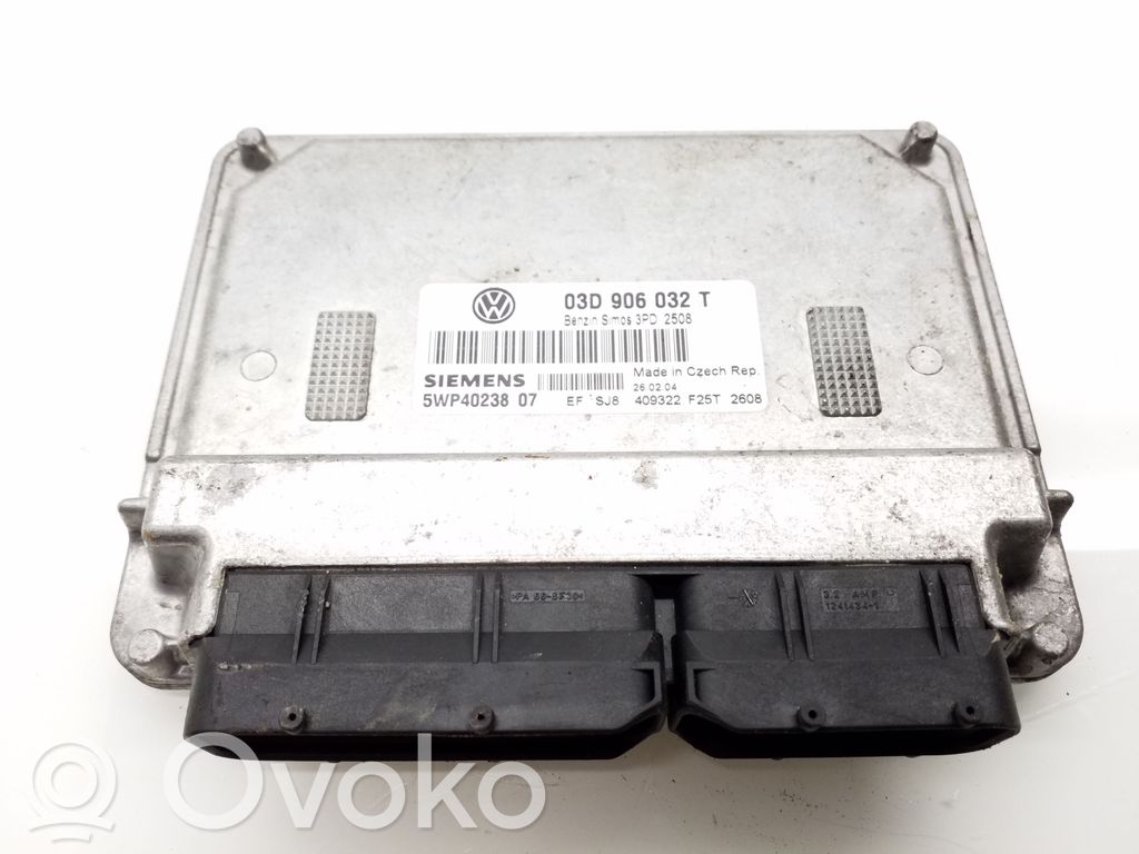 Volkswagen Polo IV 9N3 Engine control unit/module 