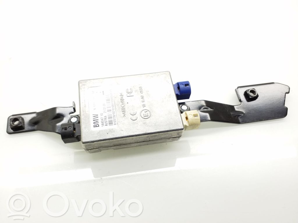 BMW 5 E60 E61 Antenos stiprintuvas 