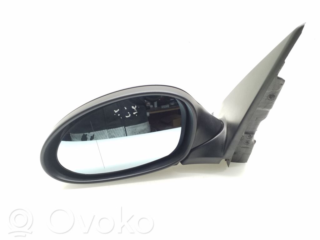 BMW 1 E81 E87 Front door electric wing mirror 