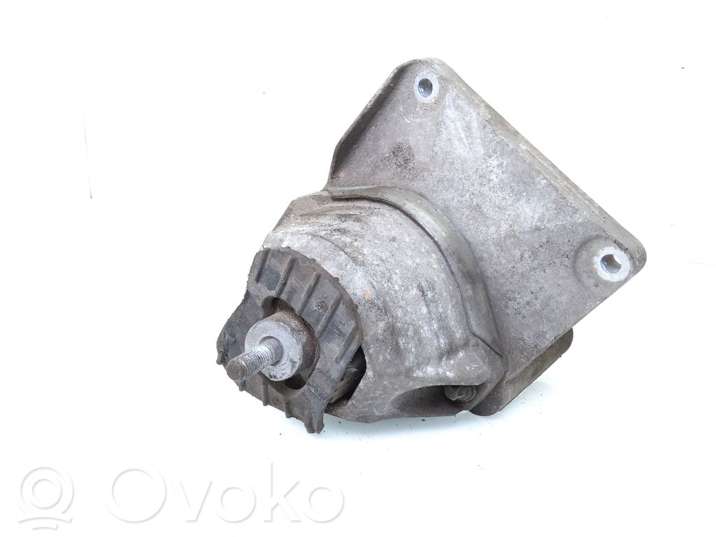 Engine mount bracket   6761089,159346