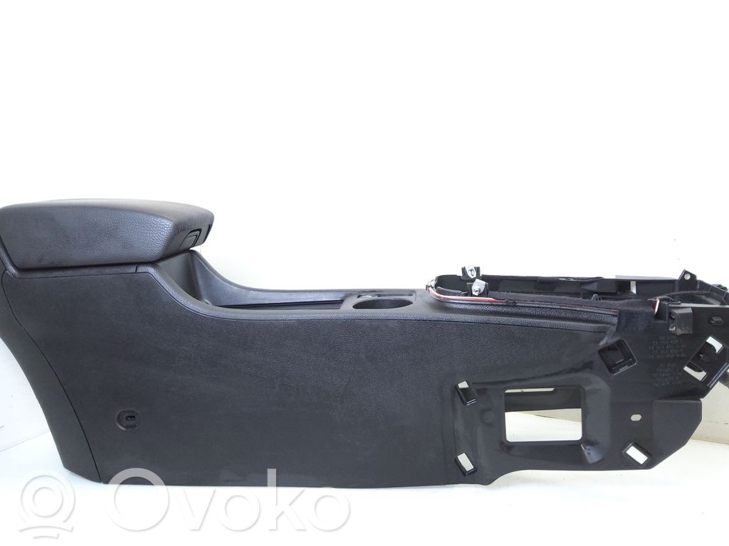 Opel Astra J Center console 