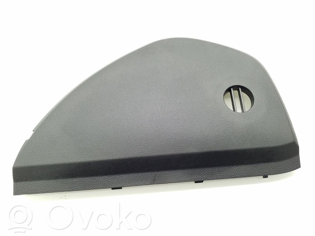 Skoda Octavia Mk2 (1Z) Dashboard side end trim 