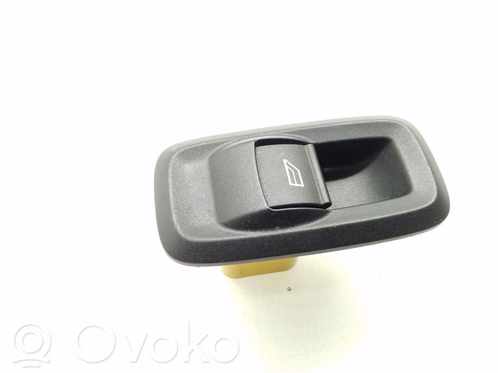 Ford Fiesta Electric window control switch 