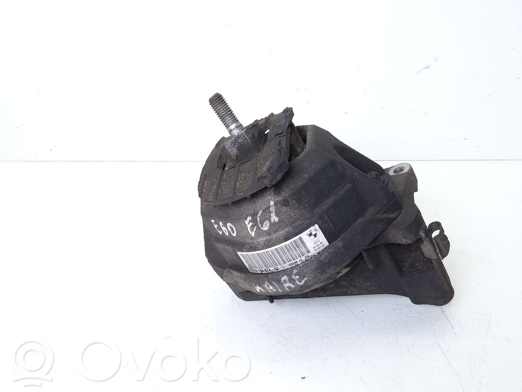 Engine mount bracket   6769874,159346