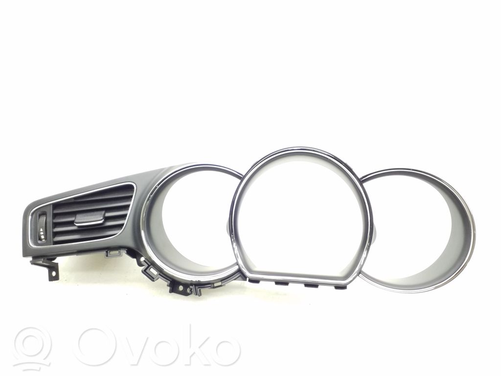 KIA Ceed Dashboard trim 