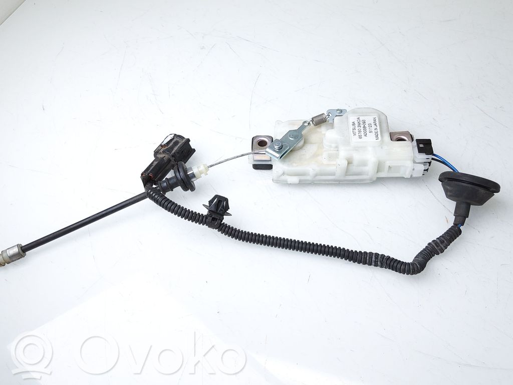 Nissan Leaf I (ZE0) Zamek pokrywy przedniej / maski silnika 