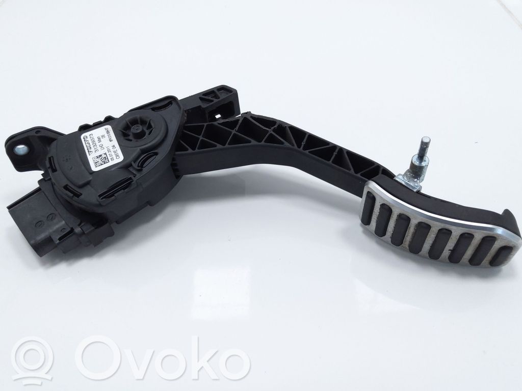 Volvo S60 Akceleratoriaus pedalas 
