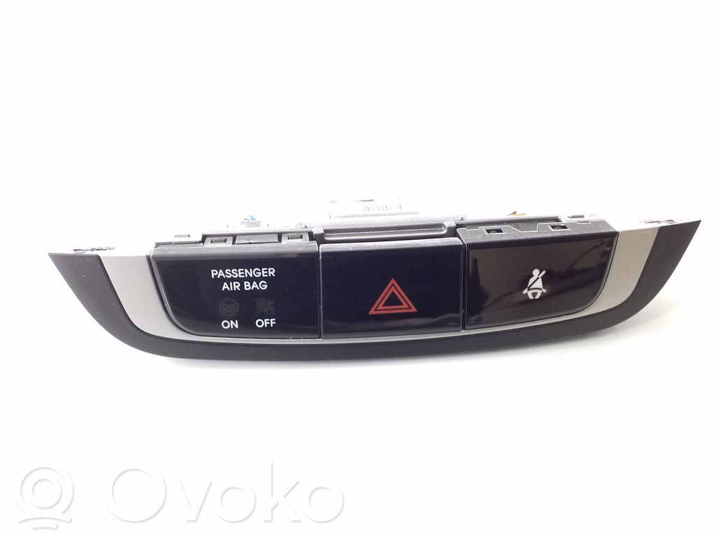 Hyundai ix35 Botón interruptor de luz de peligro 