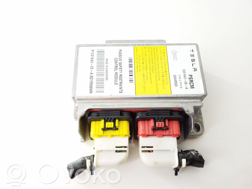 Tesla Model S Airbag control unit/module 