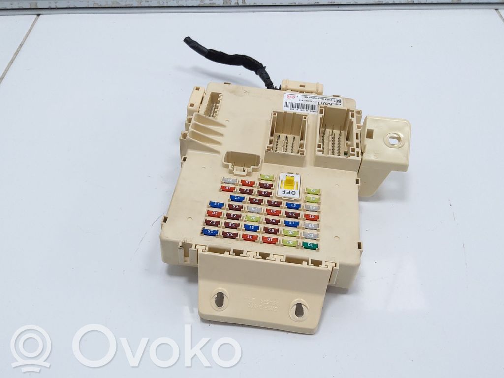 KIA Ceed Fuse box set 