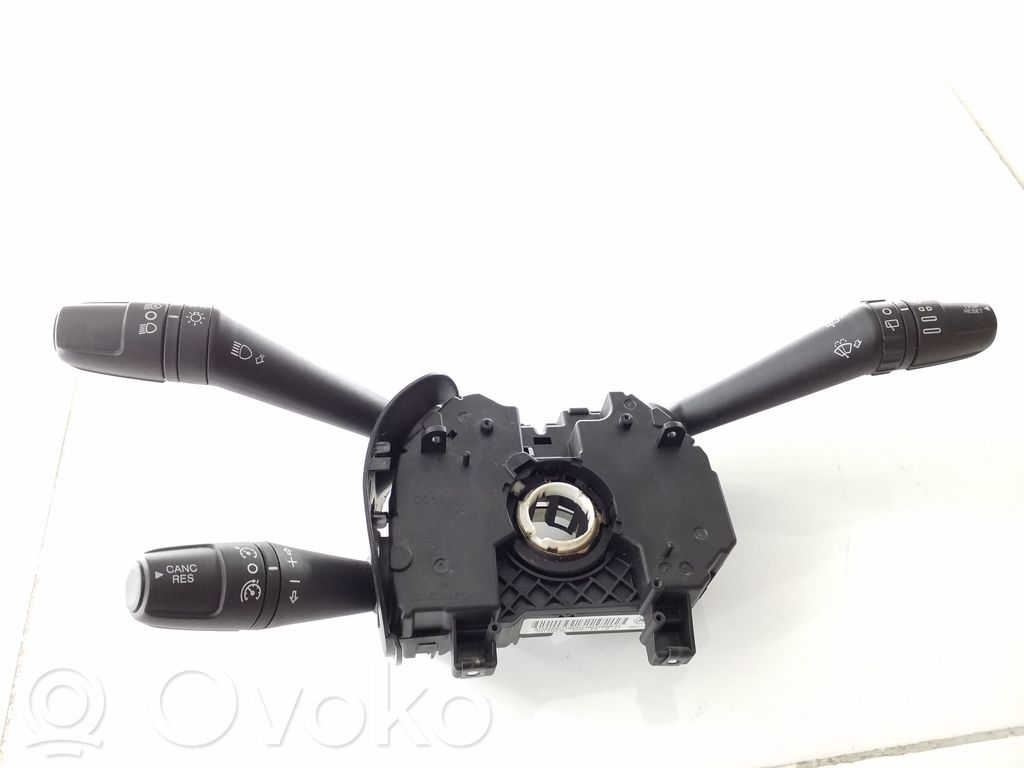 Fiat 500L Wiper turn signal indicator stalk/switch 