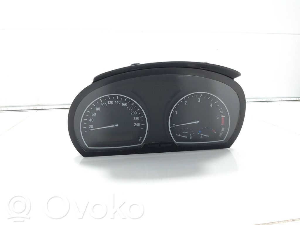 BMW X3 E83 Speedometer (instrument cluster) 