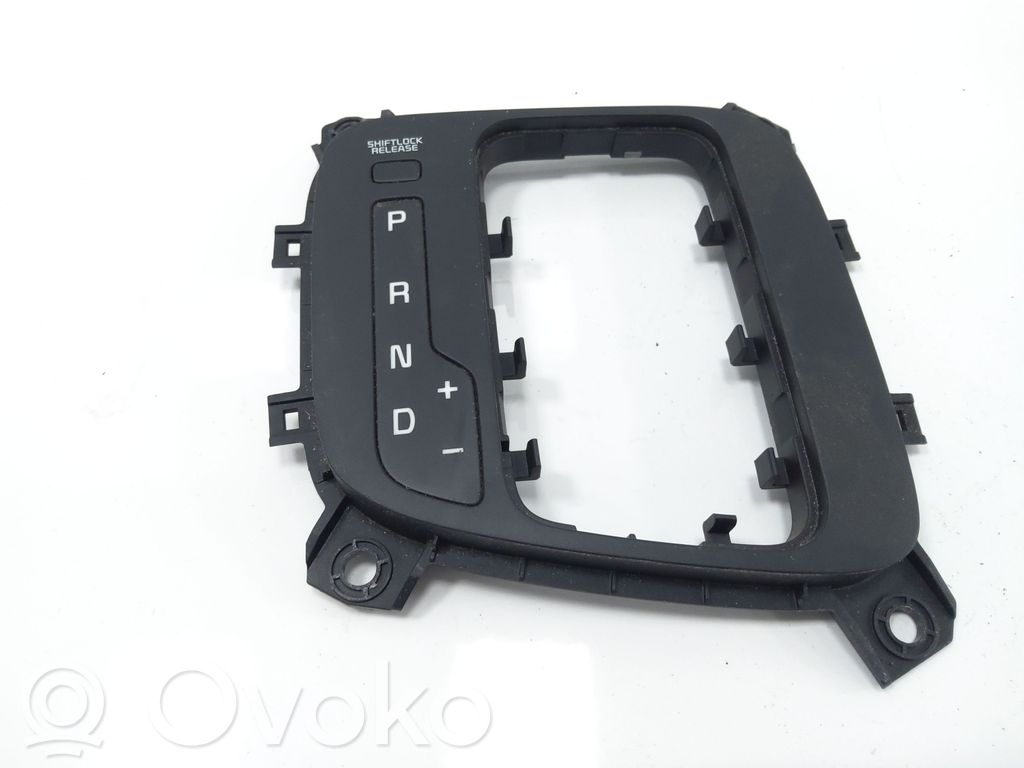 KIA Ceed Other center console (tunnel) element 