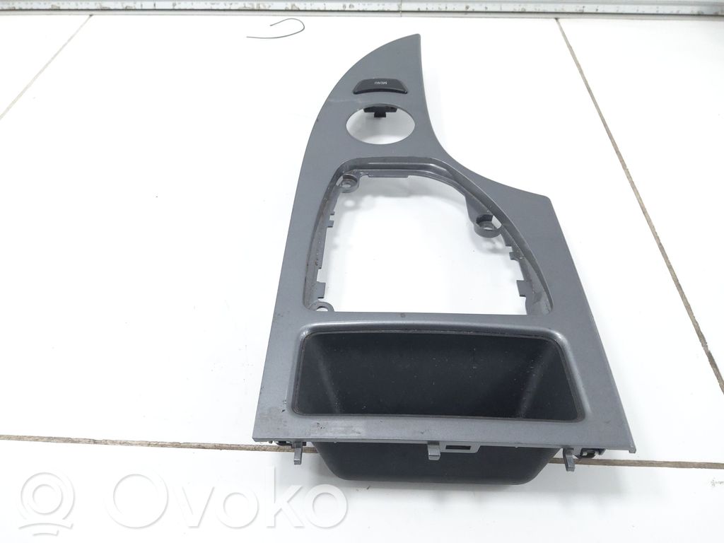 BMW 5 E60 E61 Other center console (tunnel) element 