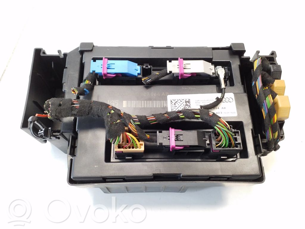 Audi A8 S8 D4 4H Module confort 