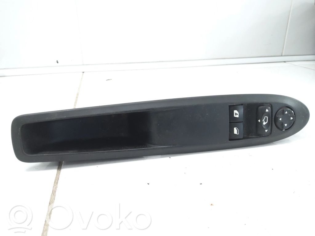 Citroen DS3 Electric window control switch 