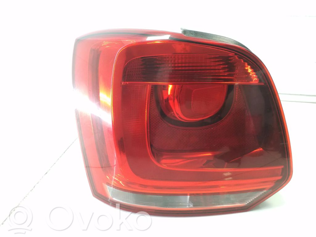 Volkswagen Polo V 6R Lampa tylna 