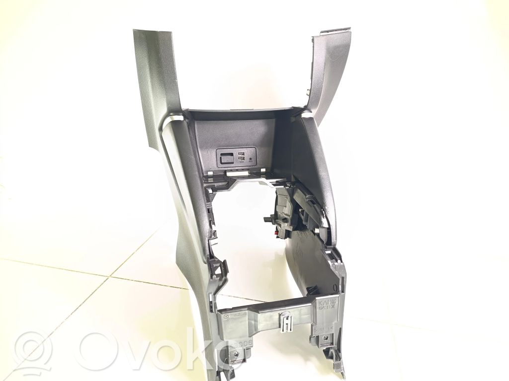 Mazda CX-5 Center console 