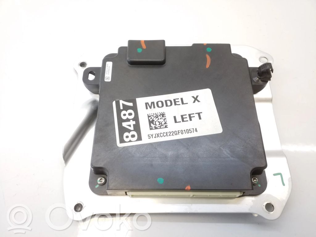 Tesla Model X Door control unit/module 