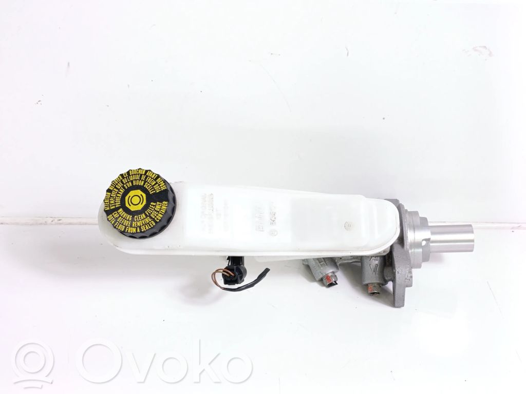 BMW i3 Główny cylinder hamulca 