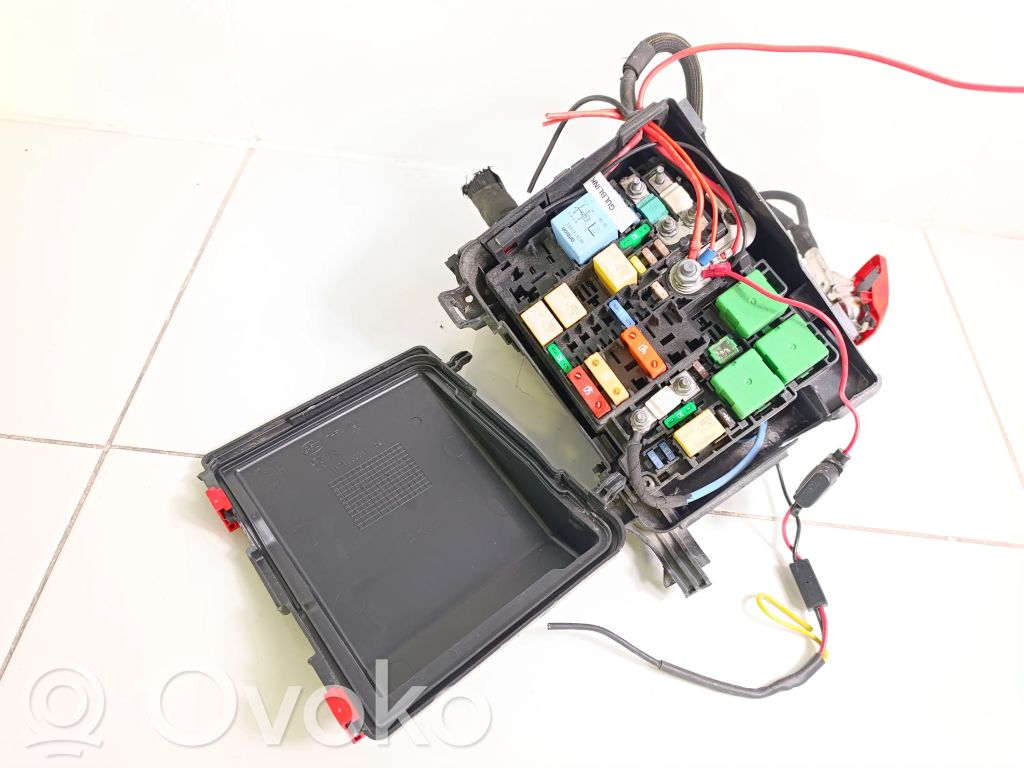 Peugeot 307 Fuse module 